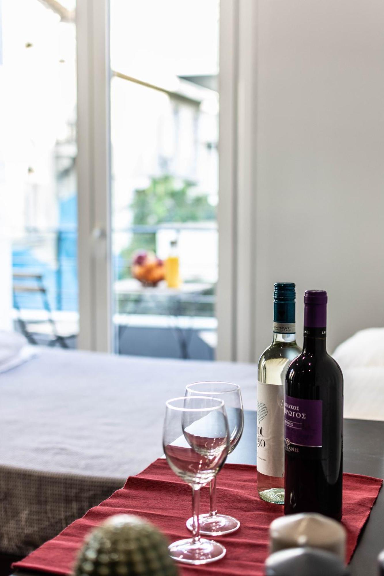 Aris Premium Accommodations أثينا المظهر الخارجي الصورة