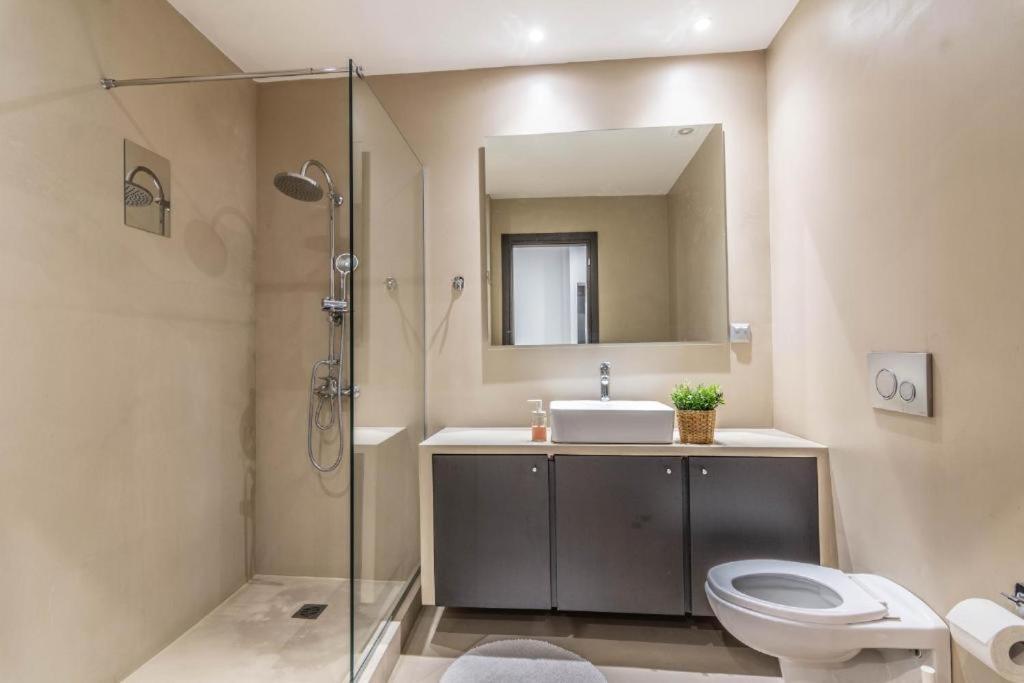 Aris Premium Accommodations أثينا الغرفة الصورة